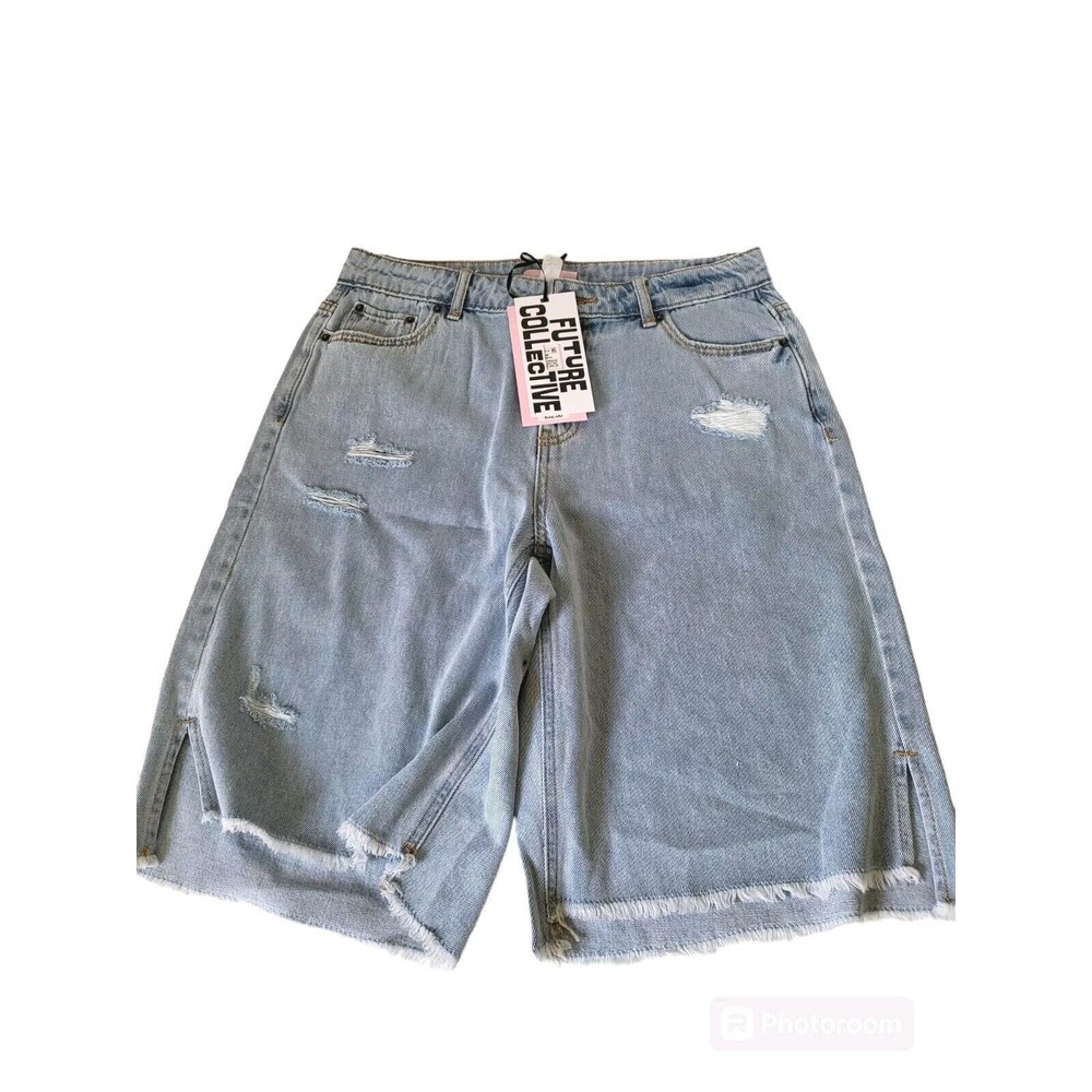 Future Collective By Alani Noelle Women's Distressed Medium Wash Shorts Size 6